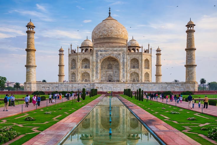 Taj Mahal - Uttar Pradesh